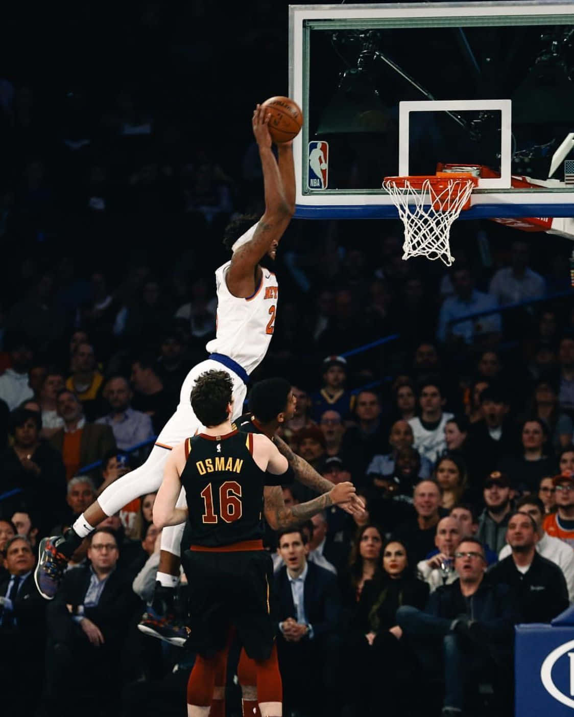 Mitchell Robinson Posterized Dunk Nba Wallpaper