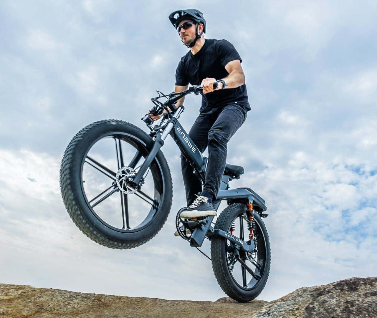 Modern Electric Bike On A City Street. Wallpaper