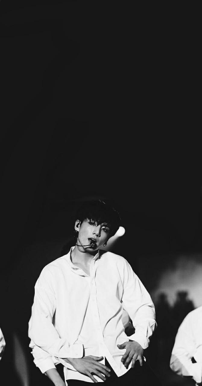 Monochromic Jungkook Aesthetic Wallpaper