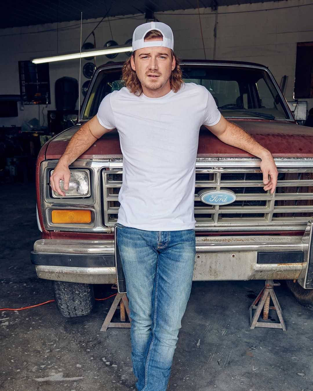 Morgan Wallen Old Ford Car Wallpaper