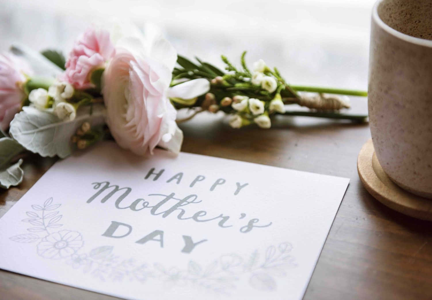 Mothers Day Cardand Flowers Wallpaper