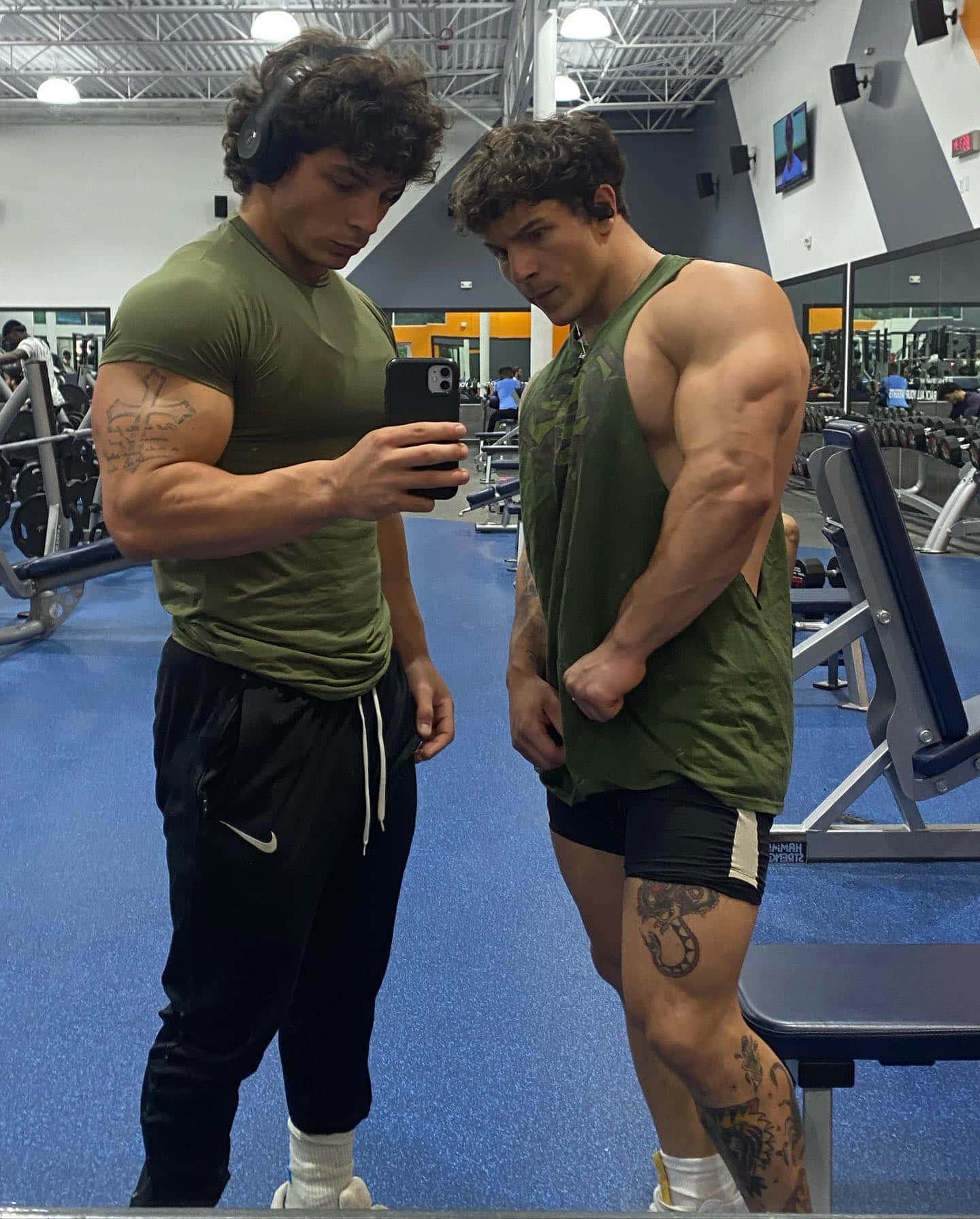 Muscular Twins Gym Selfie Wallpaper