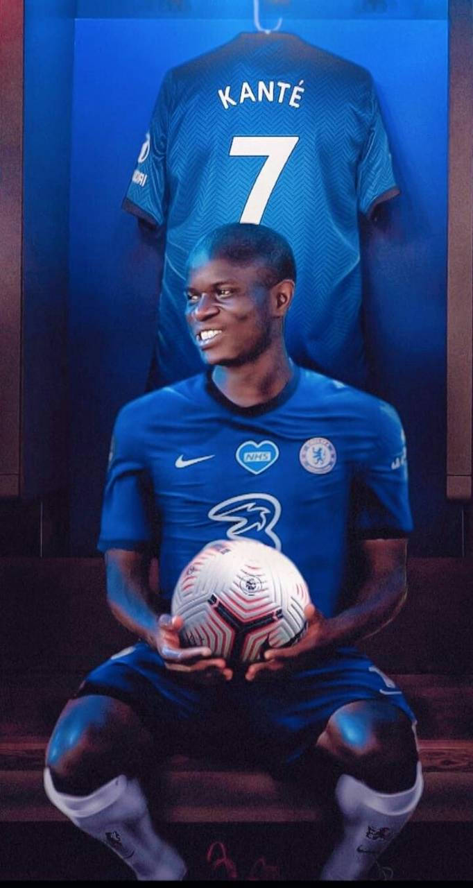 N'golo Kante In Front Of Jersey Wallpaper