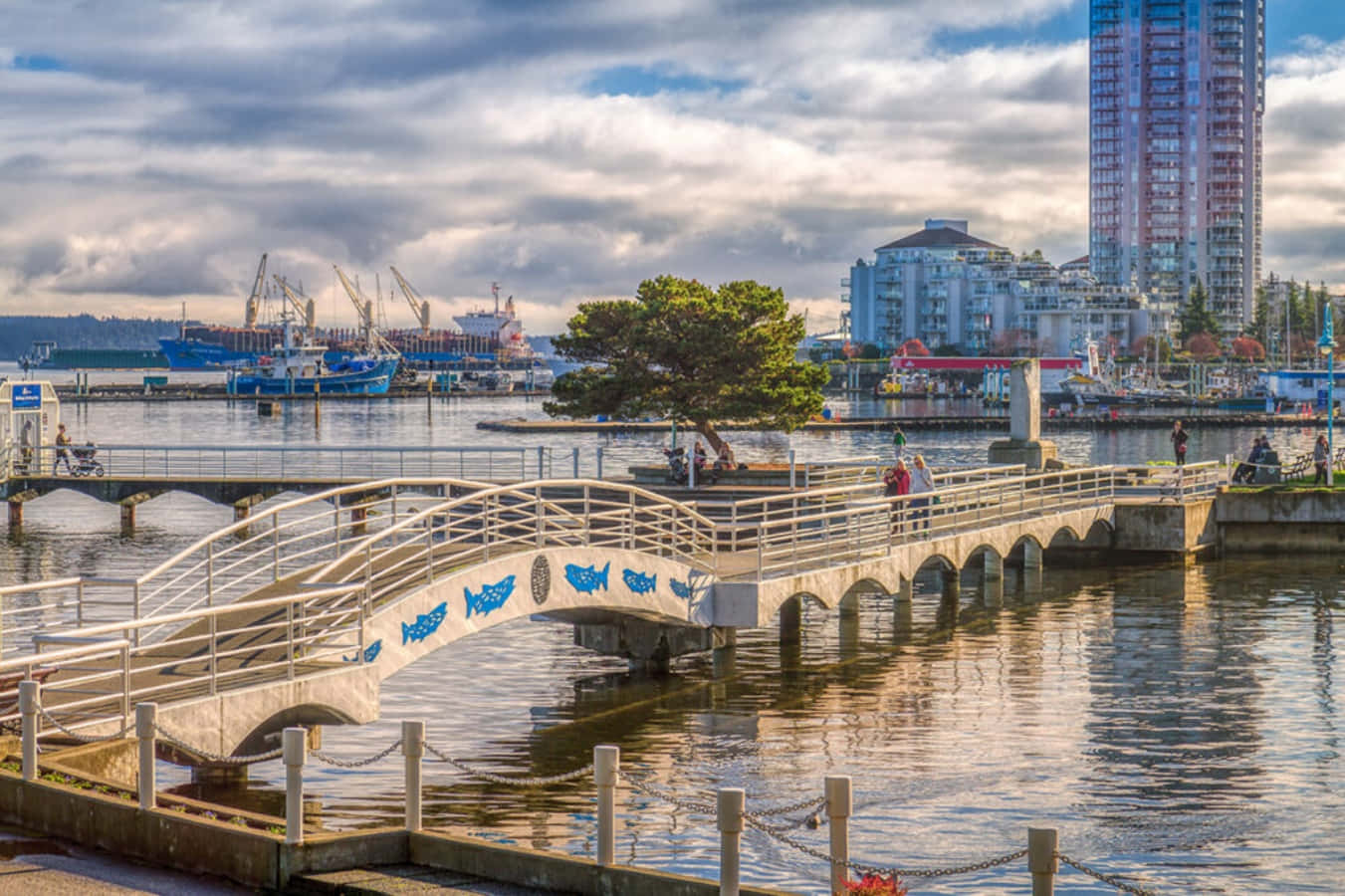 Nanaimo Waterfront Pedestrian Bridge Wallpaper