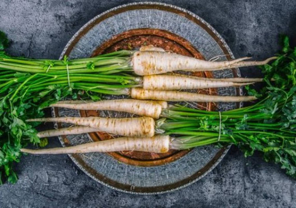 Natural Parsnip Vegetables Flat Lay Wallpaper