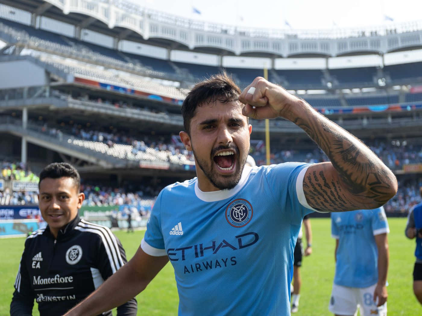 New York City Fc's Designated Player Thiago Martins Dominating The Field Wallpaper