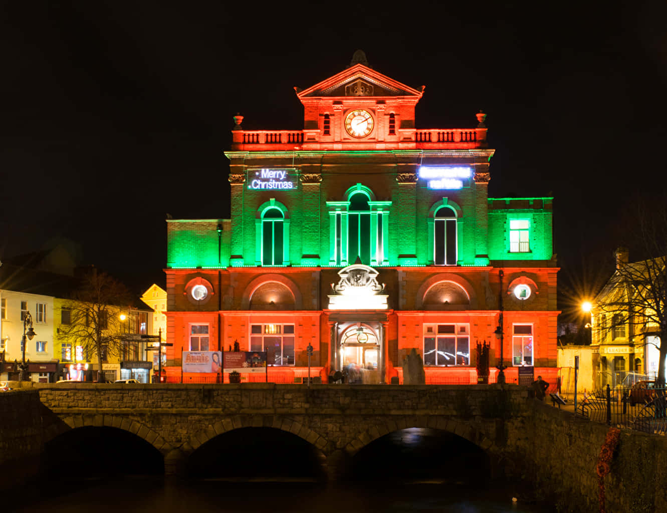 Newry Town Hall Christmas Lights Wallpaper