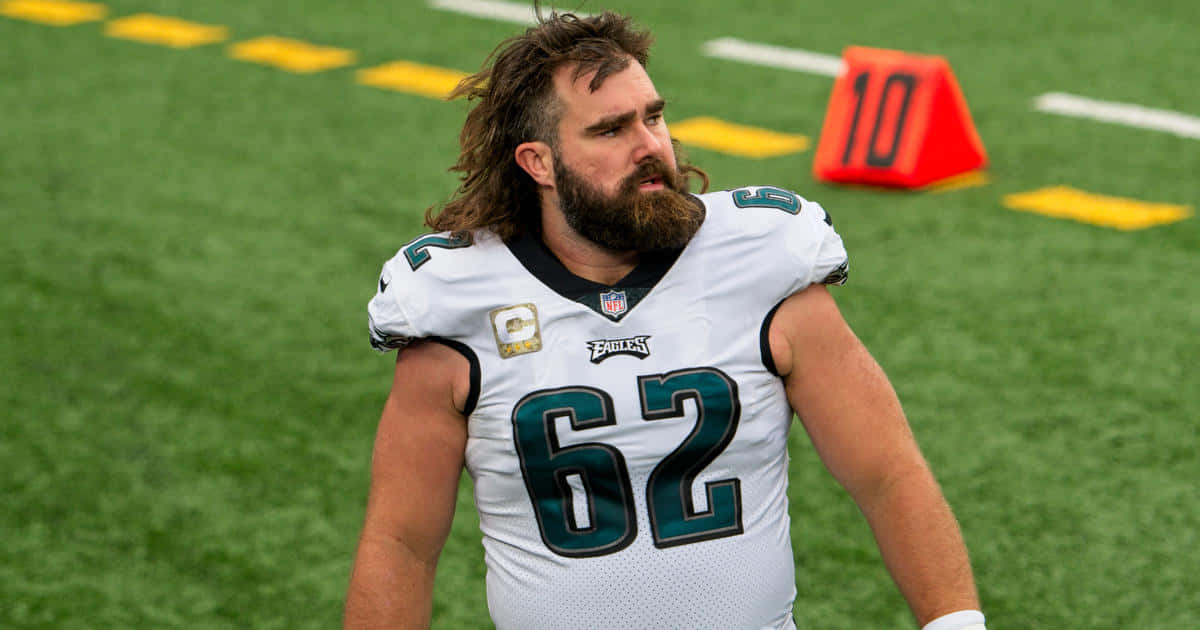 Nfl Star - Jason Kelce In Action Wallpaper