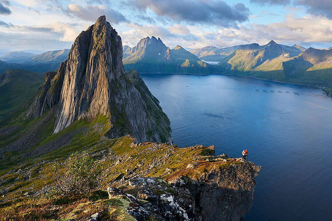 Norwegian Segla Hd Mountain Wallpaper