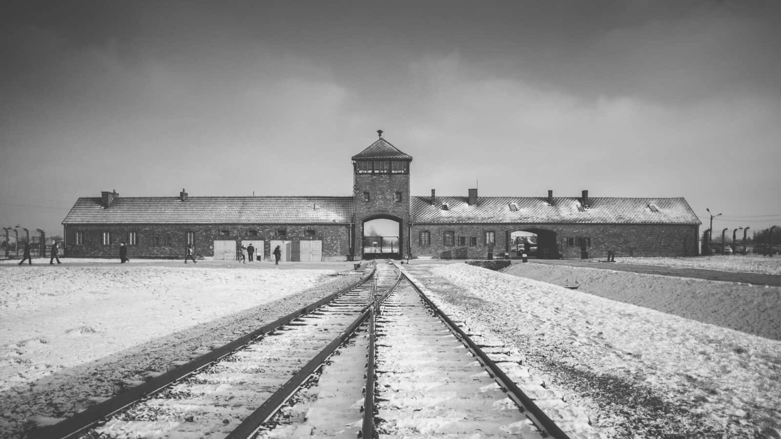 Nostalgic Black And White Memorial And Museum Auschwitz Birkenau Wallpaper