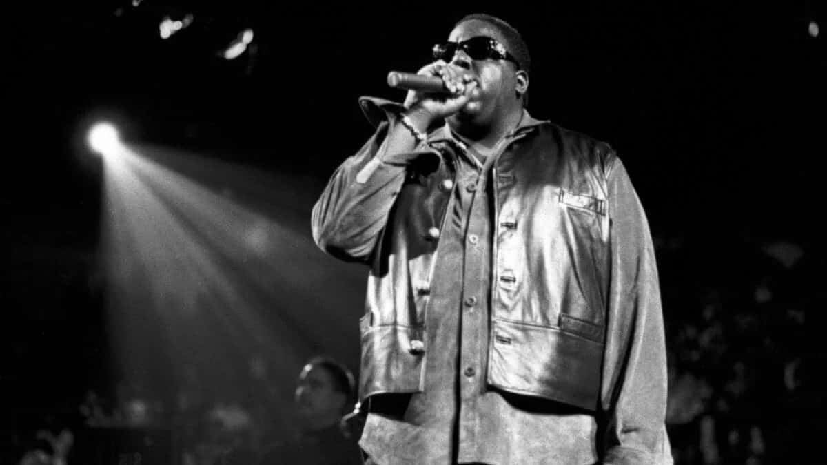 Notorious B I G Performingon Stage.jpg Wallpaper