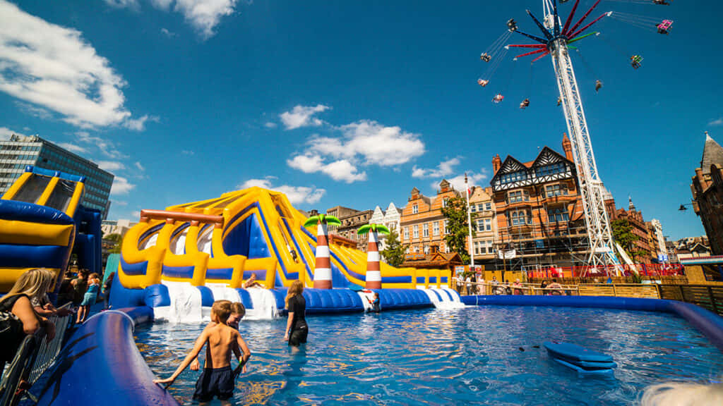 Nottingham Summer Funfair Water Attraction Wallpaper