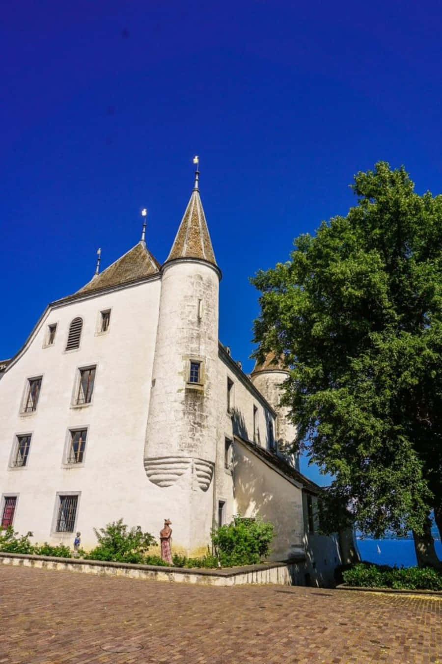 Nyon Castle Switzerland Sunny Day Wallpaper