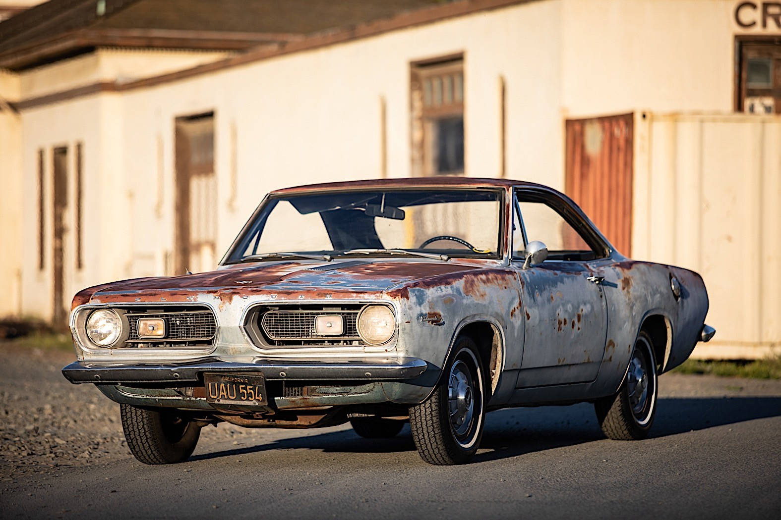 Old Rusty Plymouth Barracuda Wallpaper