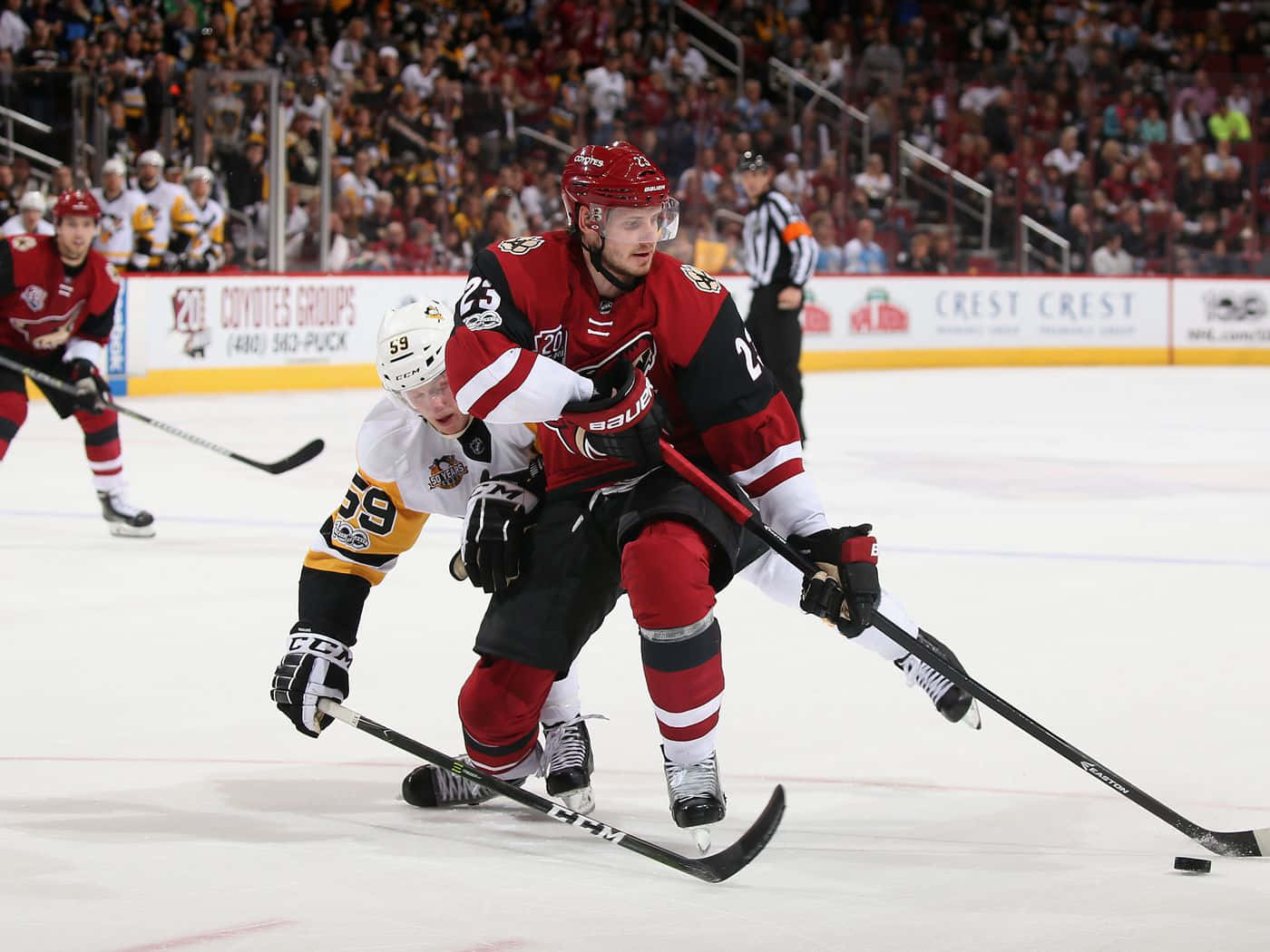 Oliver Ekman Larsson Defends Against Nashville Predators Wallpaper