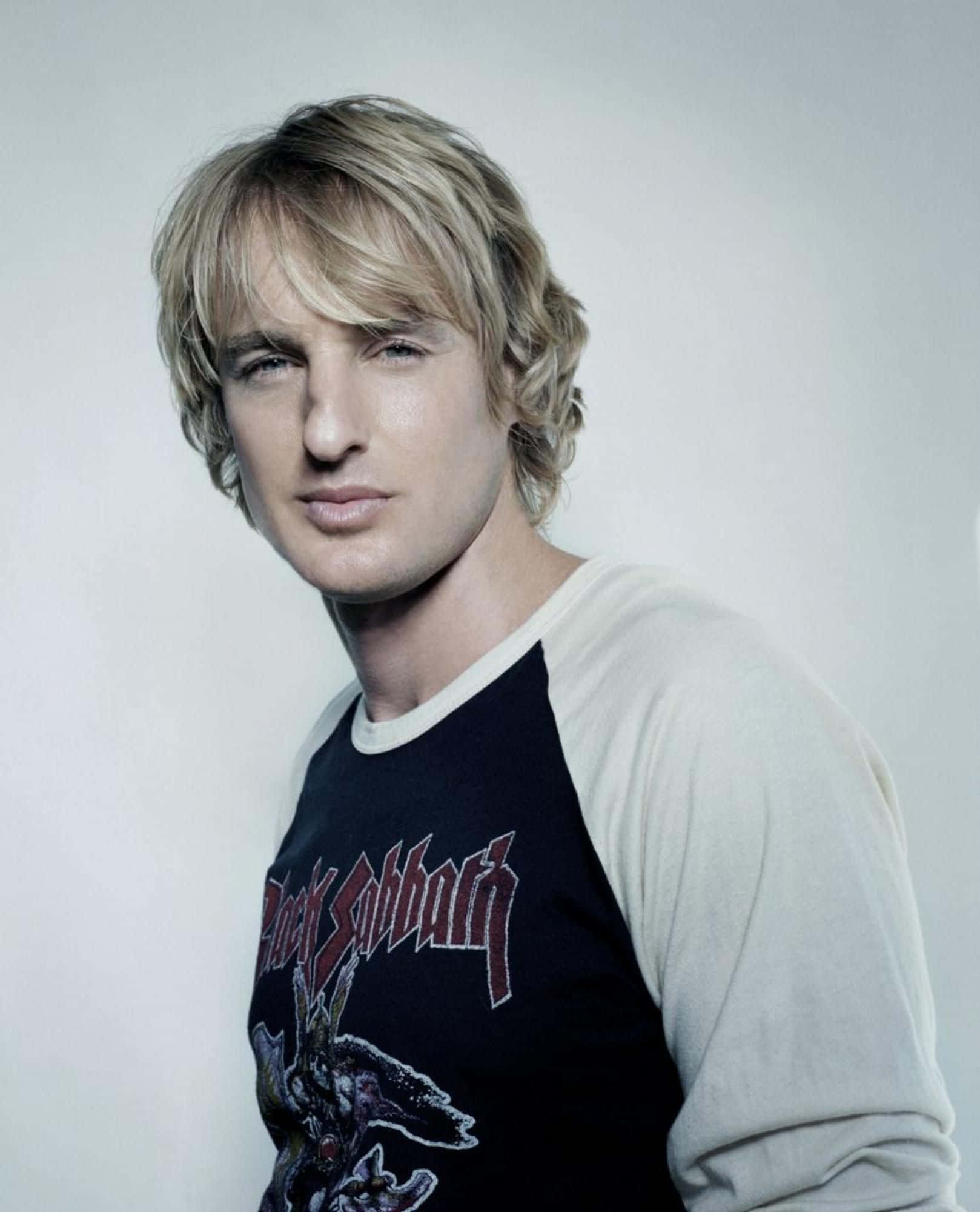 Owen Wilson Sporting His Signature Smile Wallpaper