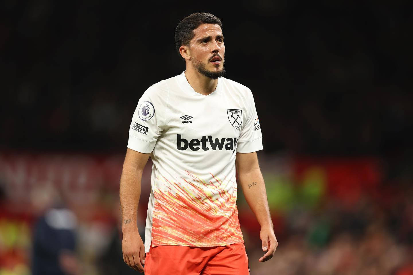 Pablo Fornals Orange White Wallpaper