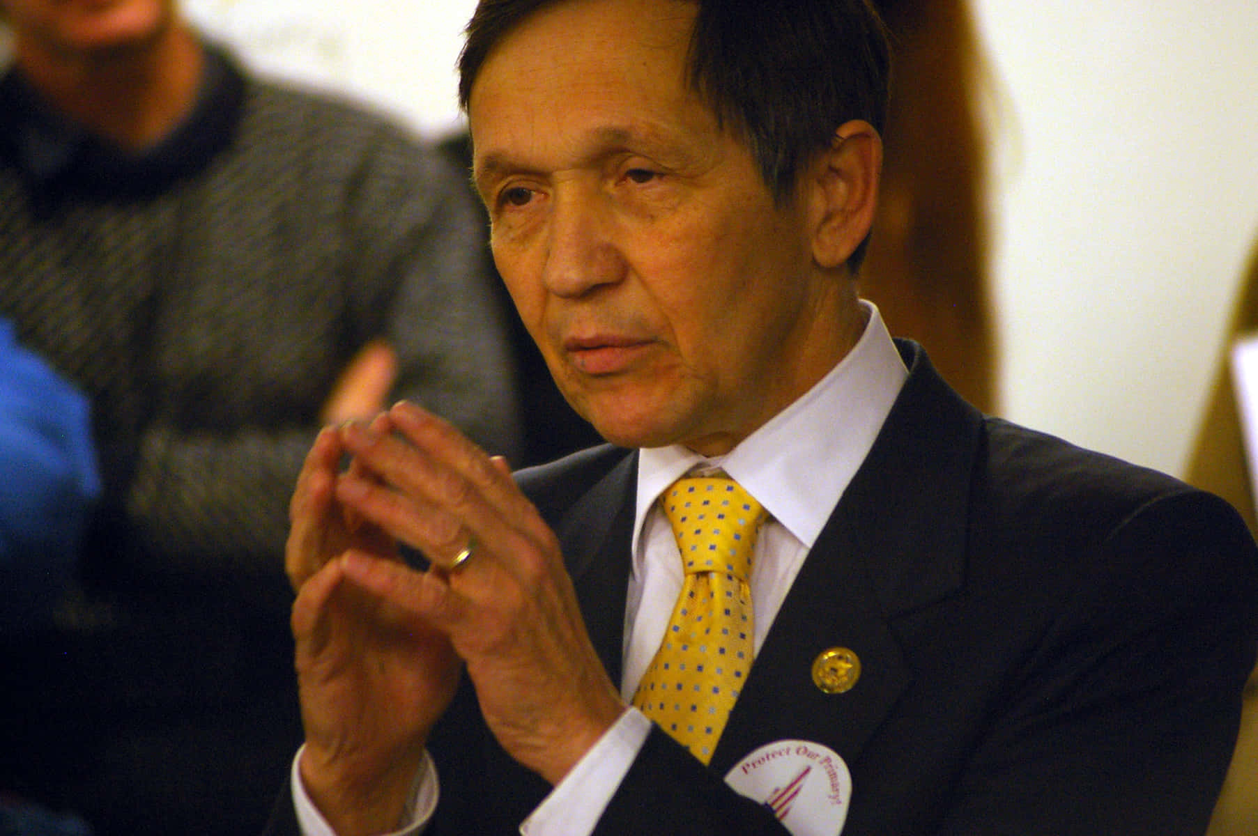 Palms Of Dennis Kucinich Wallpaper