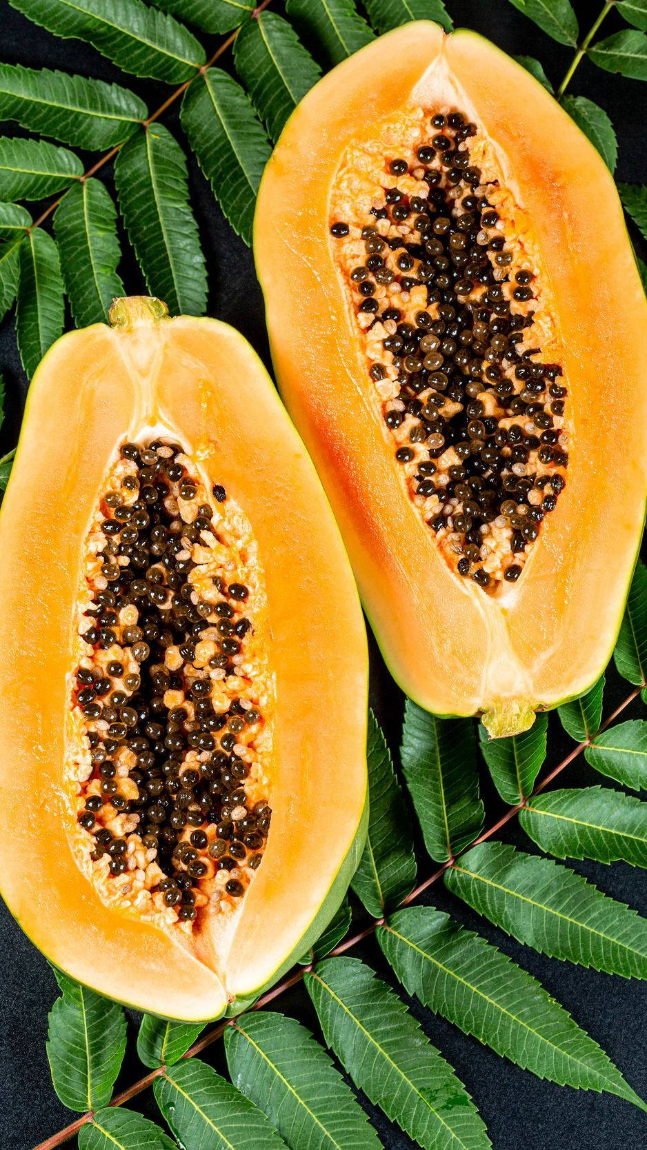 Papaya Fruit And Leaves Wallpaper