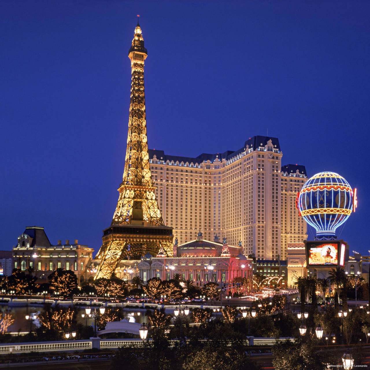 Paris Las Vegas Hotel And Casino Wallpaper