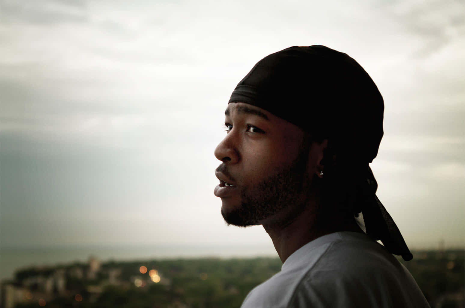 Partynextdoor Profile Silhouette Wallpaper