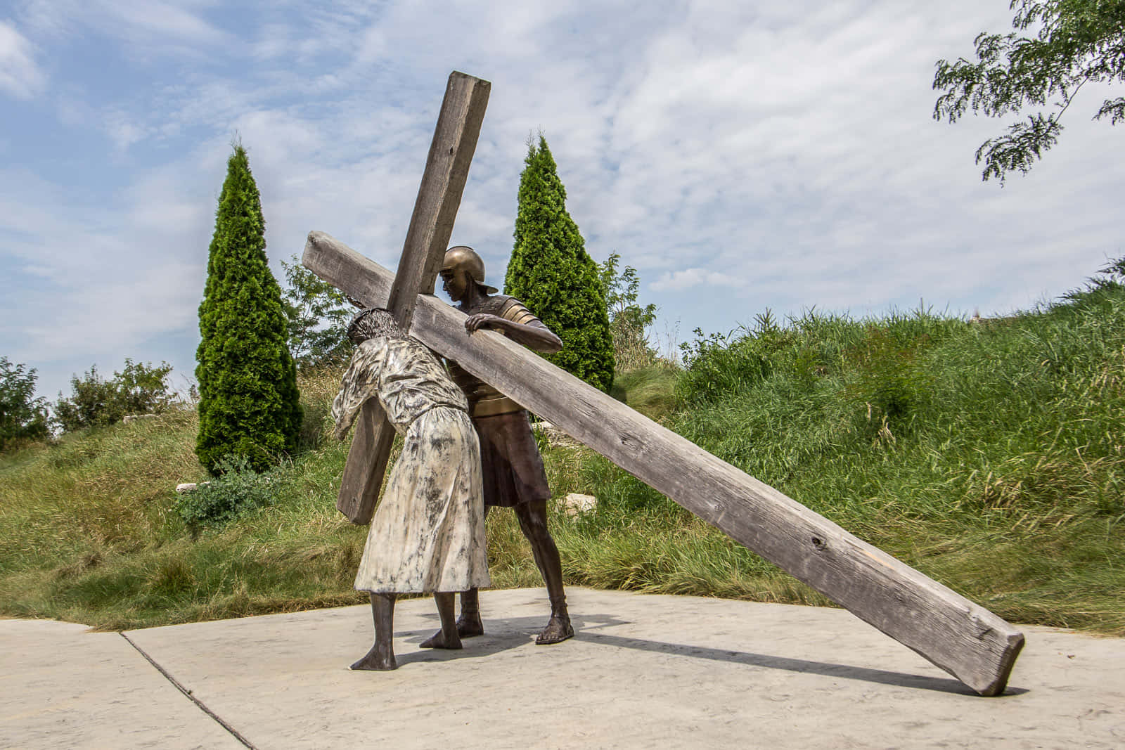 Passionof Christ Statue Carrying Cross Wallpaper