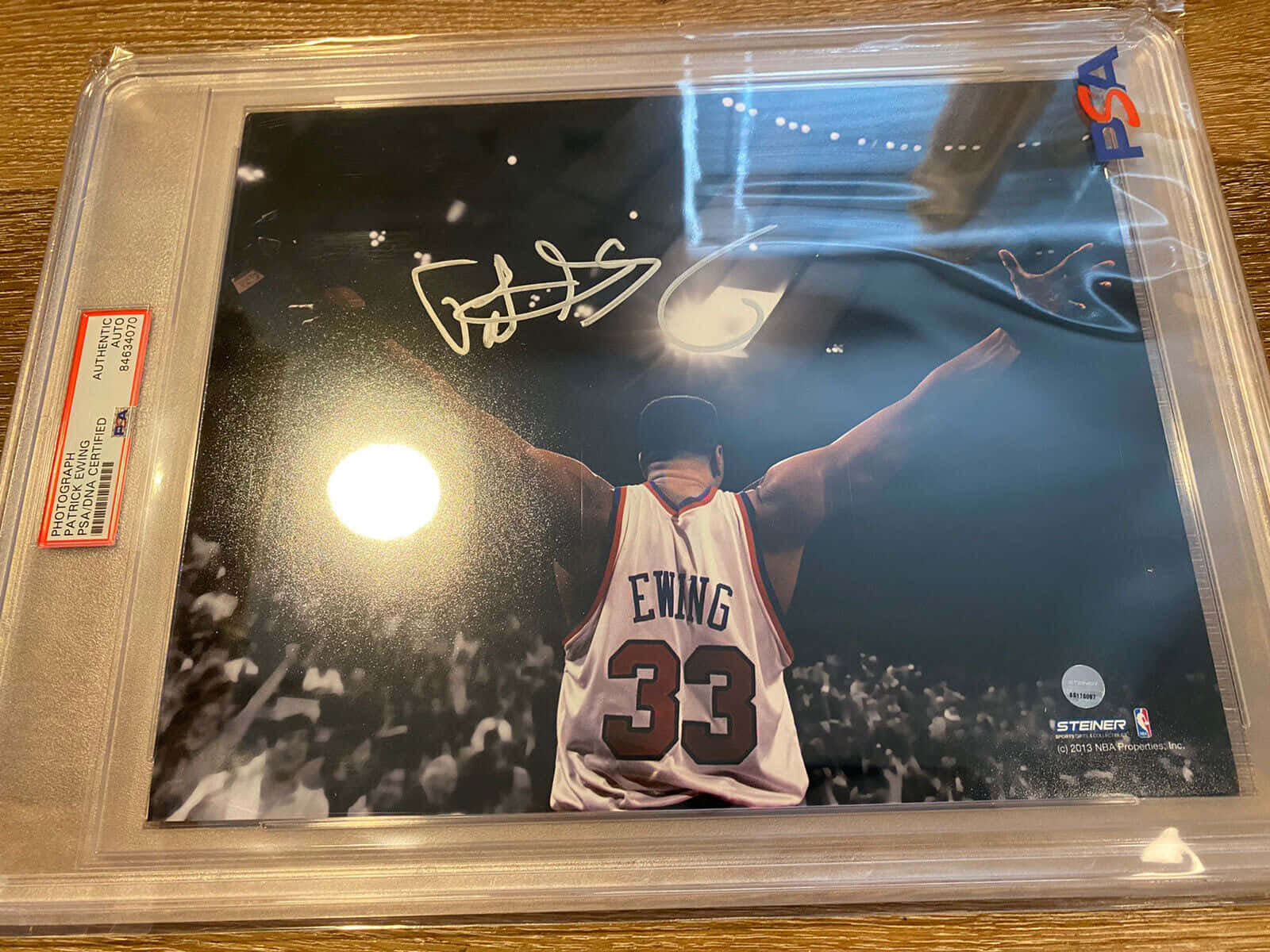 Patrick Ewing Signed Photo Wallpaper