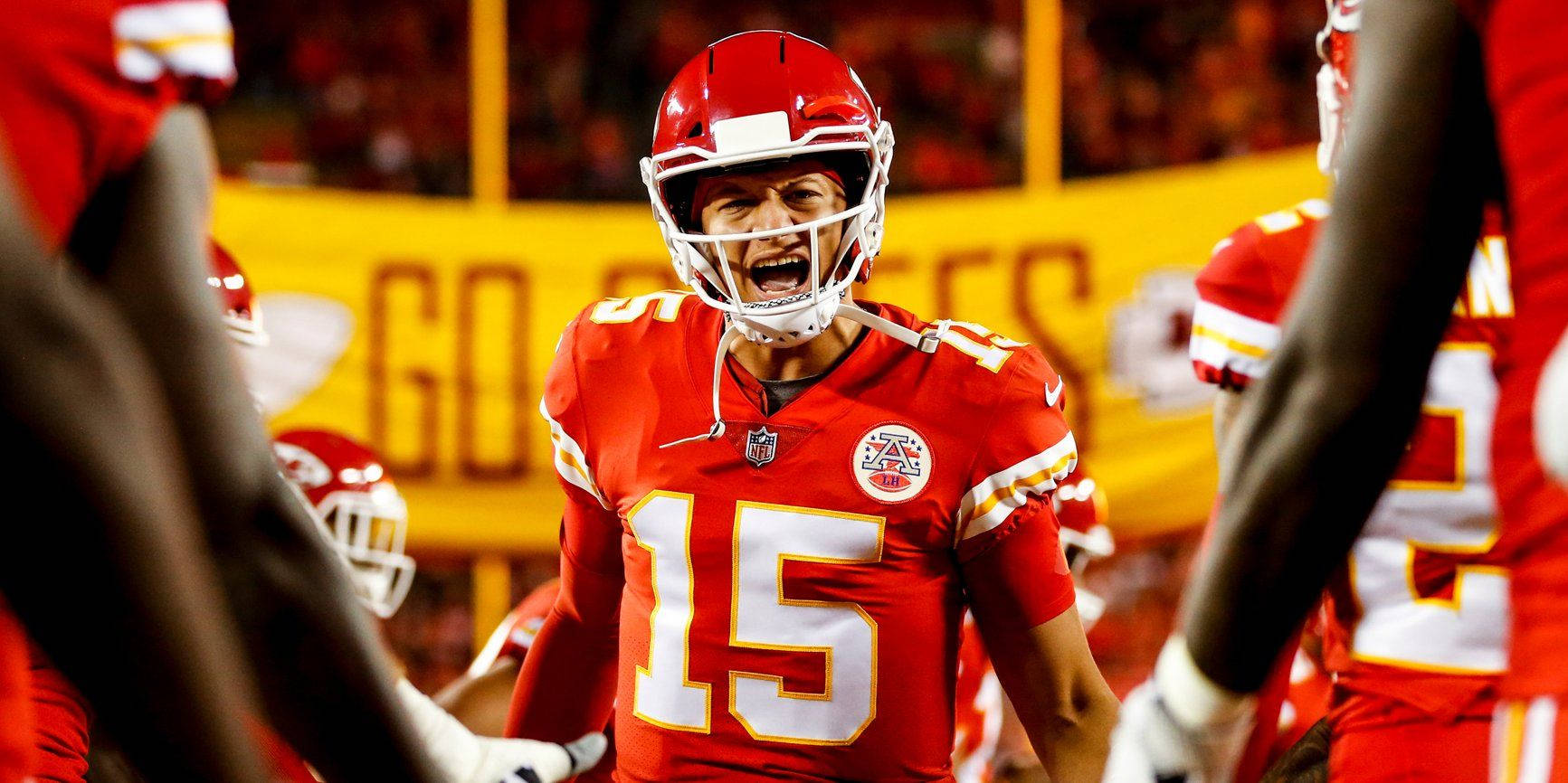 Patrick Mahomes Screaming After Hurling Game-winning Td Pass Wallpaper