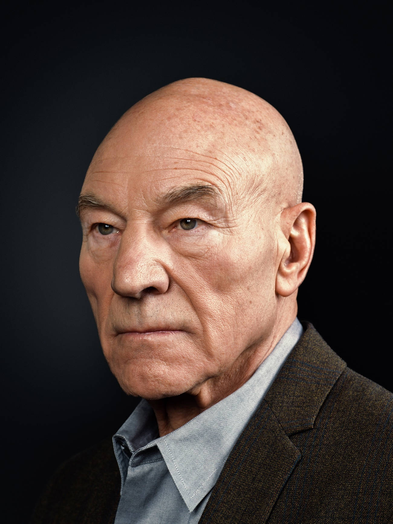 Patrick Stewart Irate Look Wallpaper