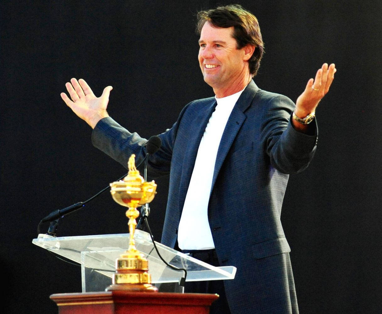 Paul Azinger Arms Open Wallpaper