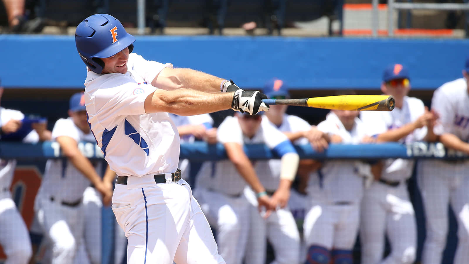 Pete Alonso Getting Ready For The Start Of The 2020 Mlb Season Wallpaper