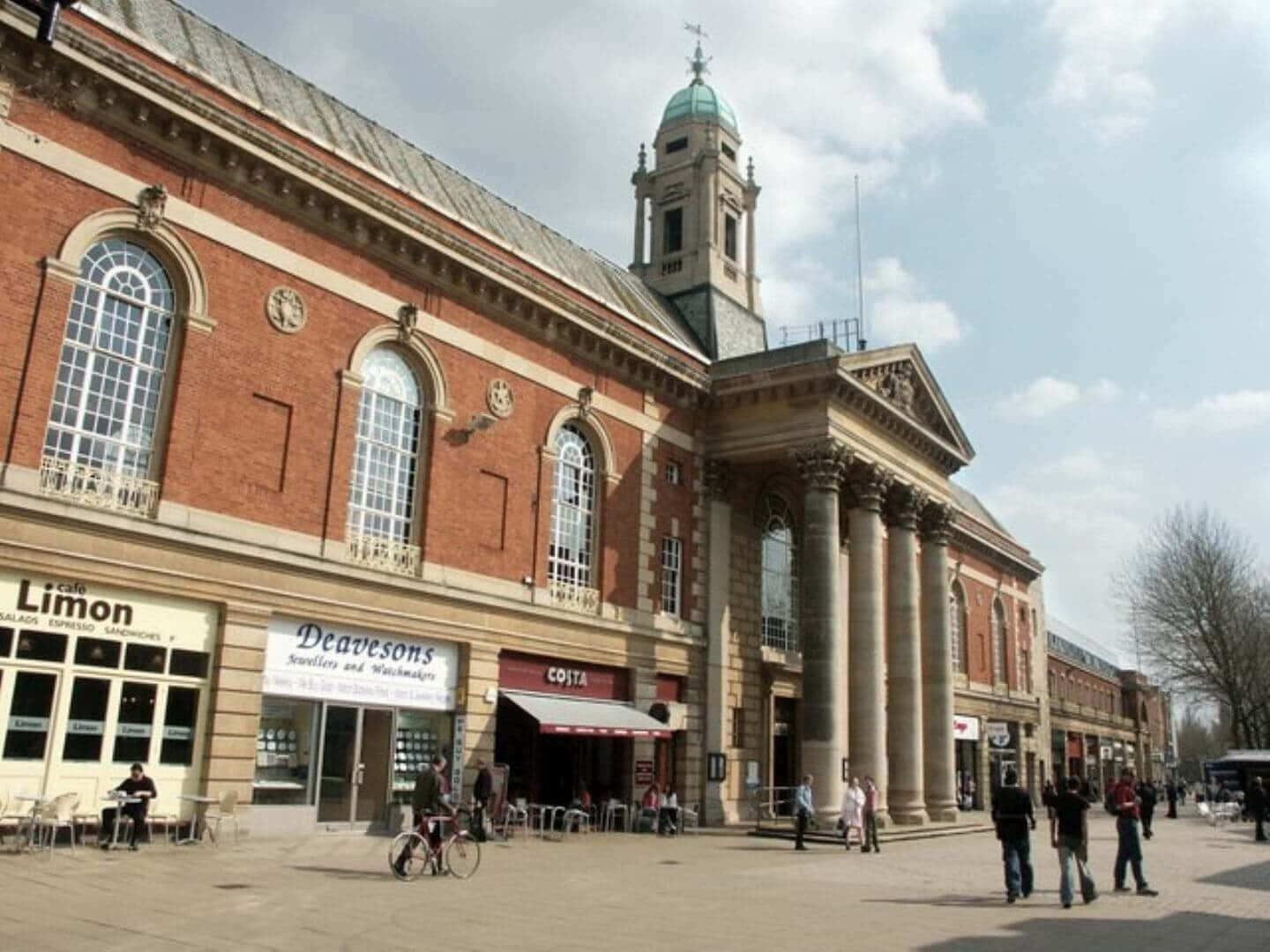 Peterborough Town Hall Exterior Wallpaper