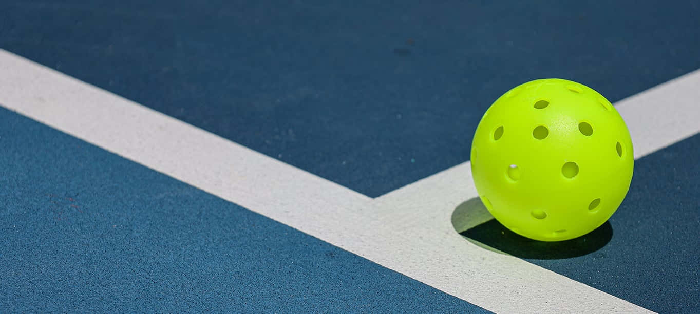 Pickleball Ballon Court Line Wallpaper