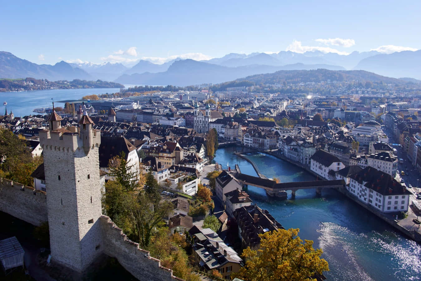 Picturesque View Of Lucerne Lake In Switzerland Wallpaper