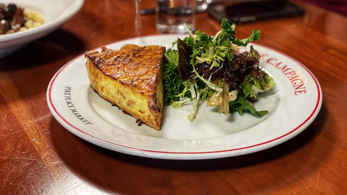 Pike Place Market Quiche And Salad Wallpaper