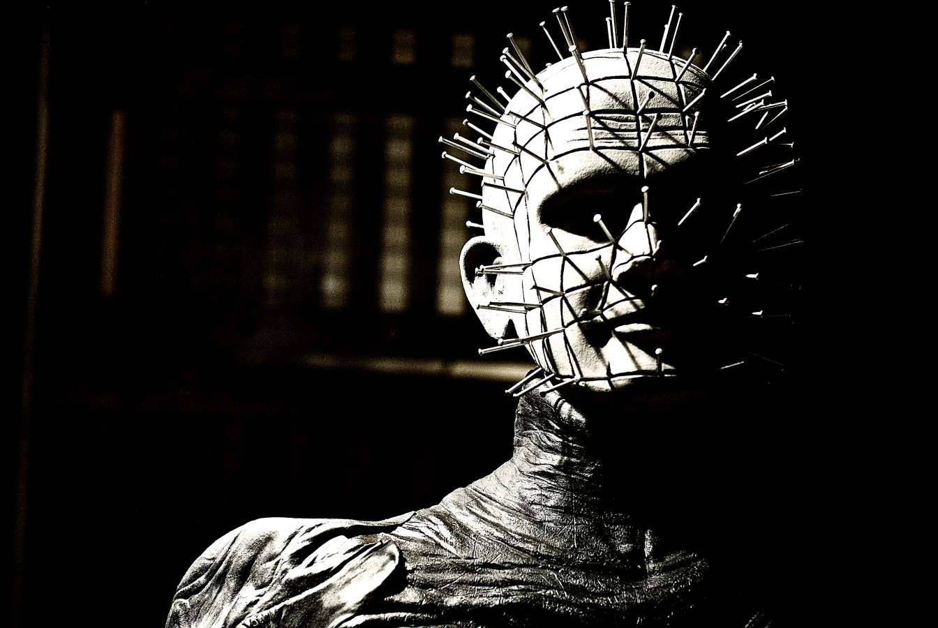 Pinhead Dark Vintage Portrait Wallpaper