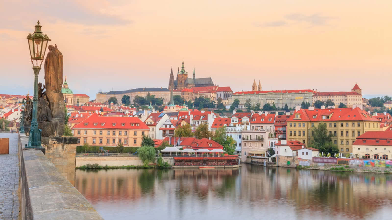 Pink Sky At Prague Castle Wallpaper