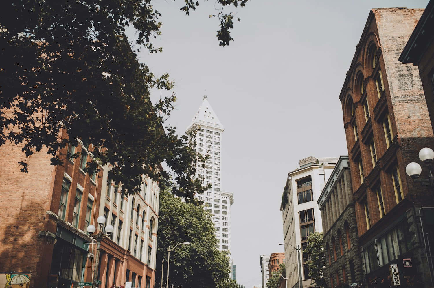 Pioneer Square Seattle Skyline Wallpaper