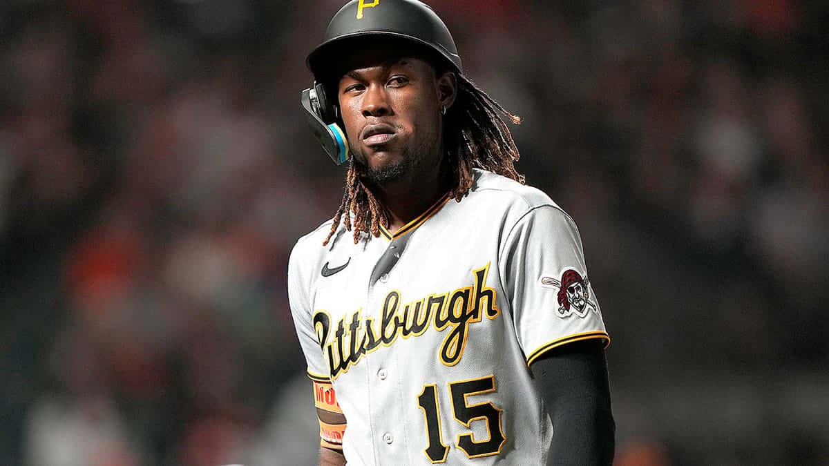 Pittsburgh Pirates Player Oneil Cruz15 Wallpaper