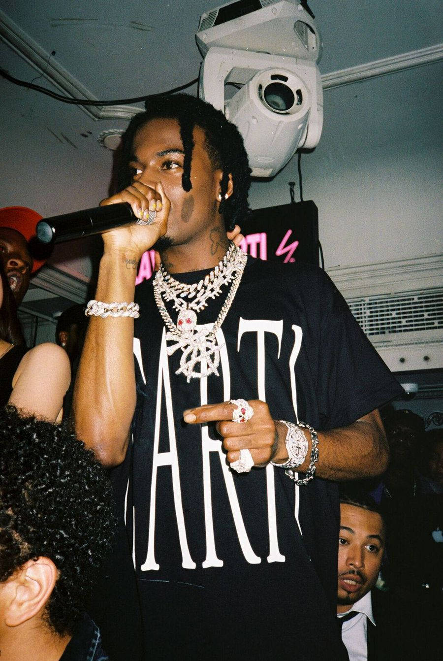 Playboi Carti Takes The Stage! Wallpaper