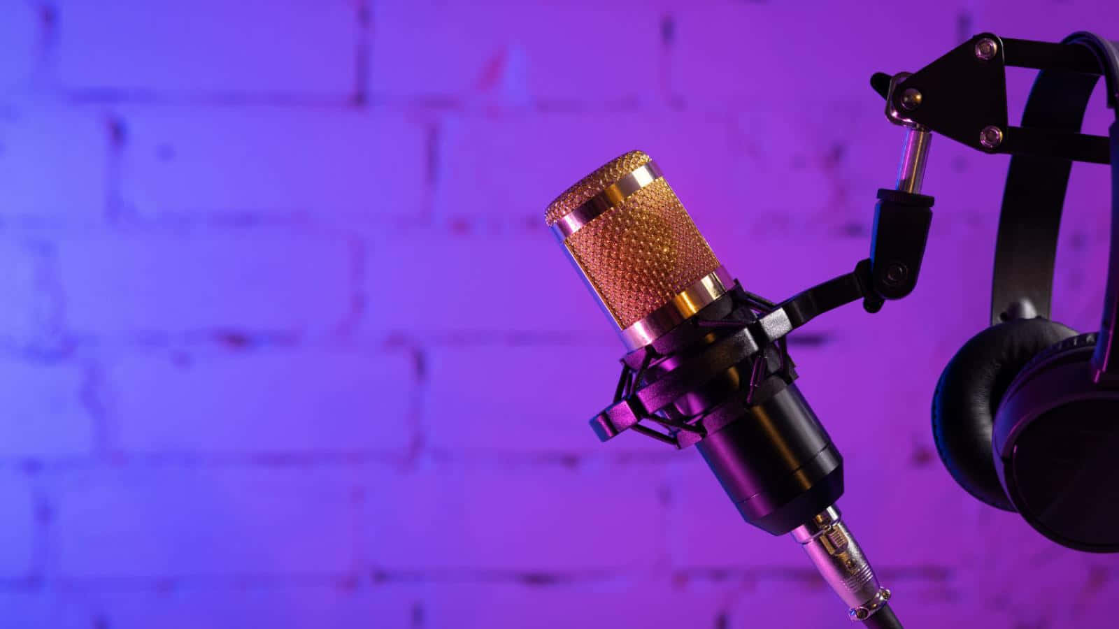 Podcast Studio Microphoneand Headphones Wallpaper