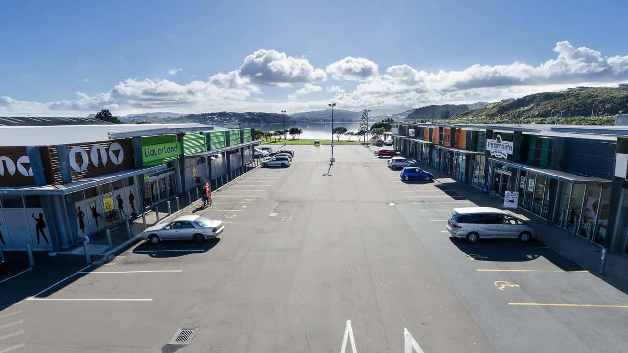 Porirua Shopping District Sunny Day Wallpaper