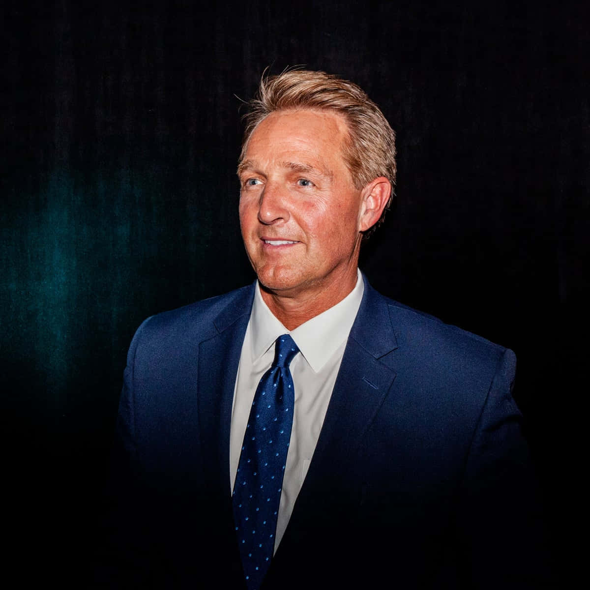 Portrait Shot Jeff Flake Wallpaper