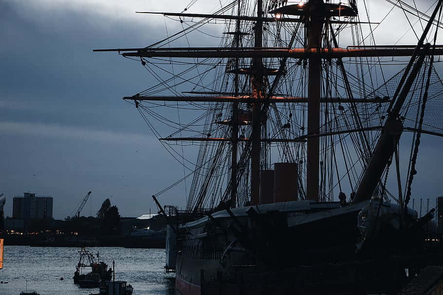 Portsmouth Historic Dockyard Twilight Wallpaper