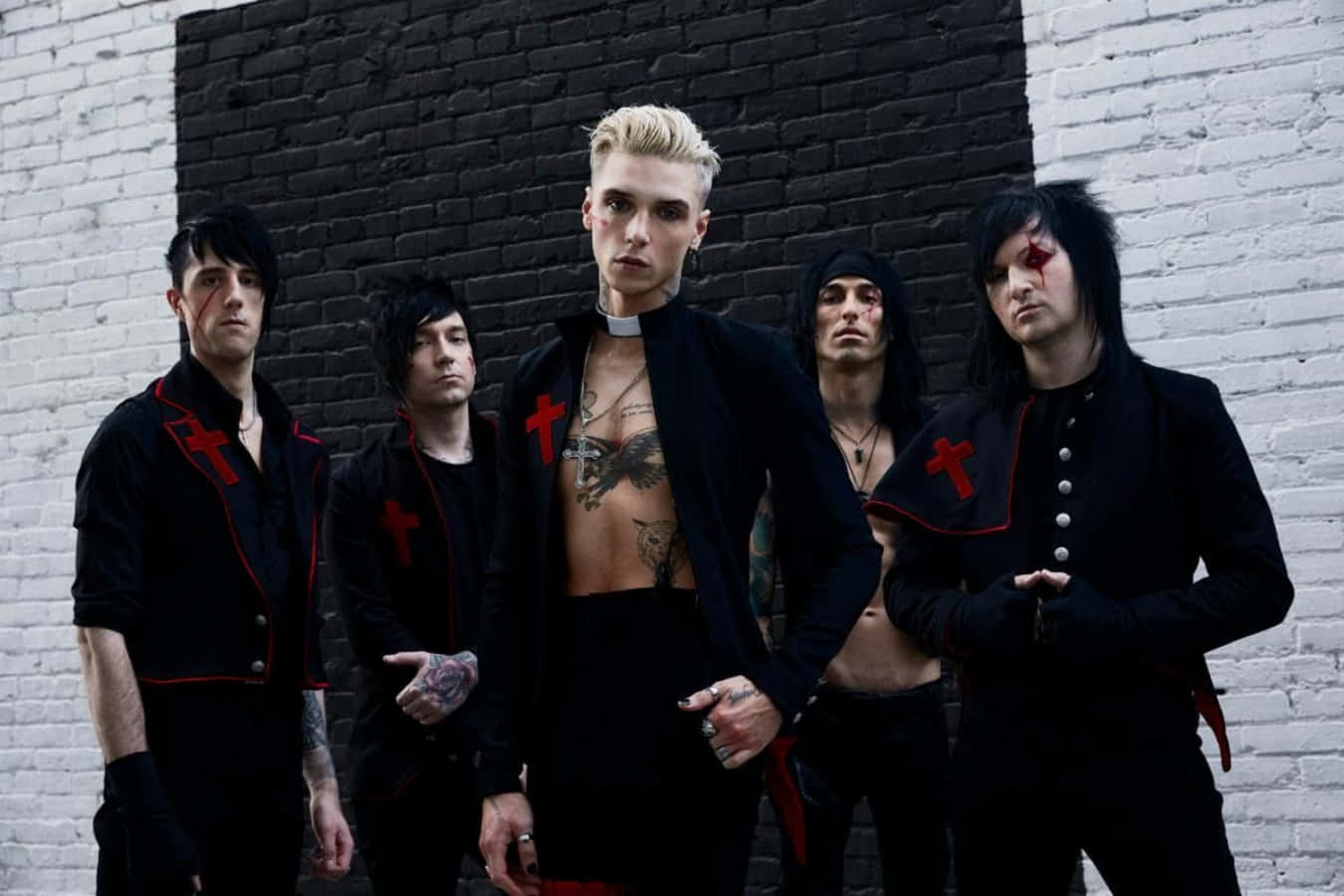 Prepare For A Wicked Night With Black Veil Brides Wallpaper