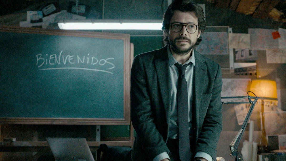 Professor Money Heist 4k Chalkboard Planning Wallpaper