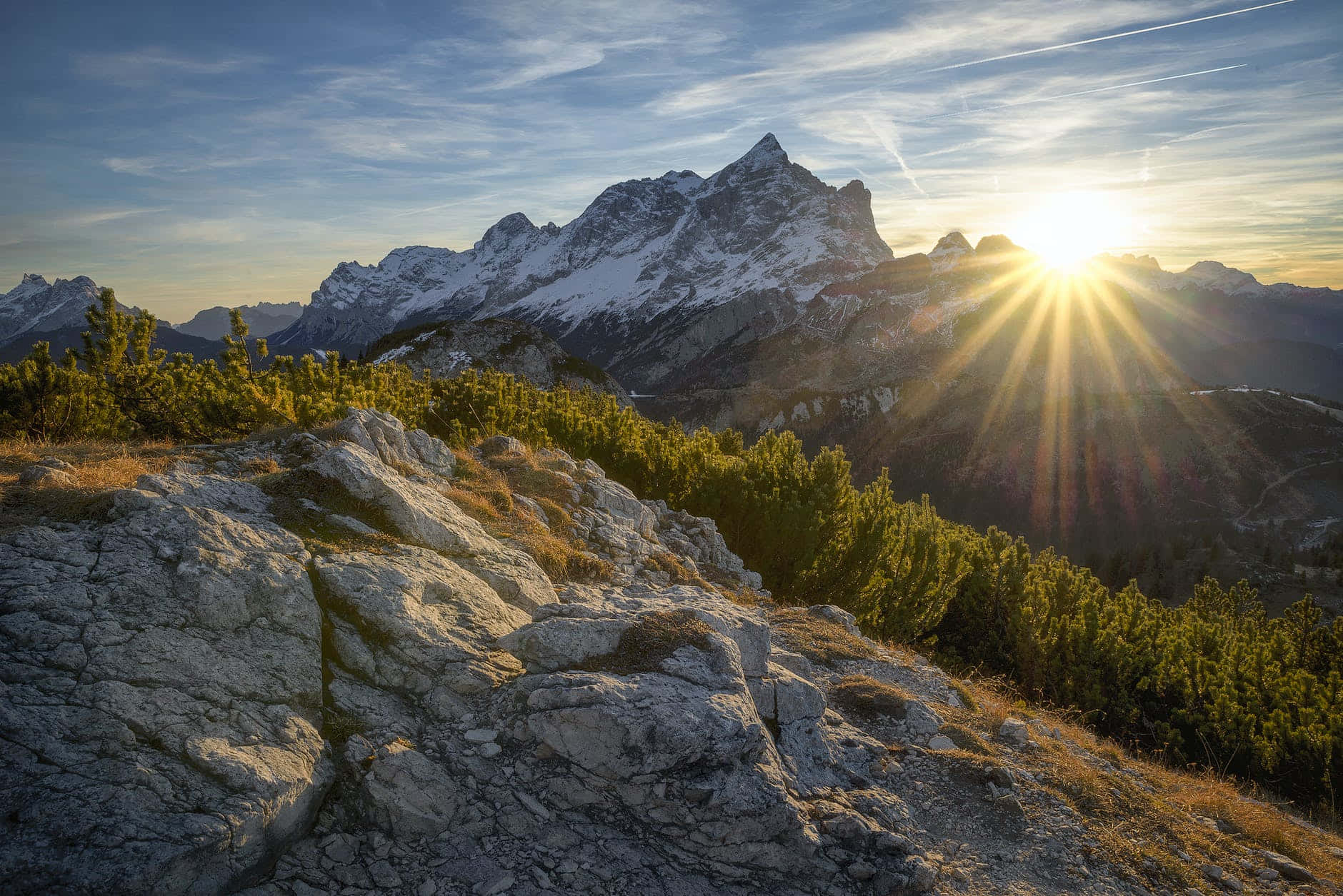 Quantitative Rocks On Mountain Wallpaper