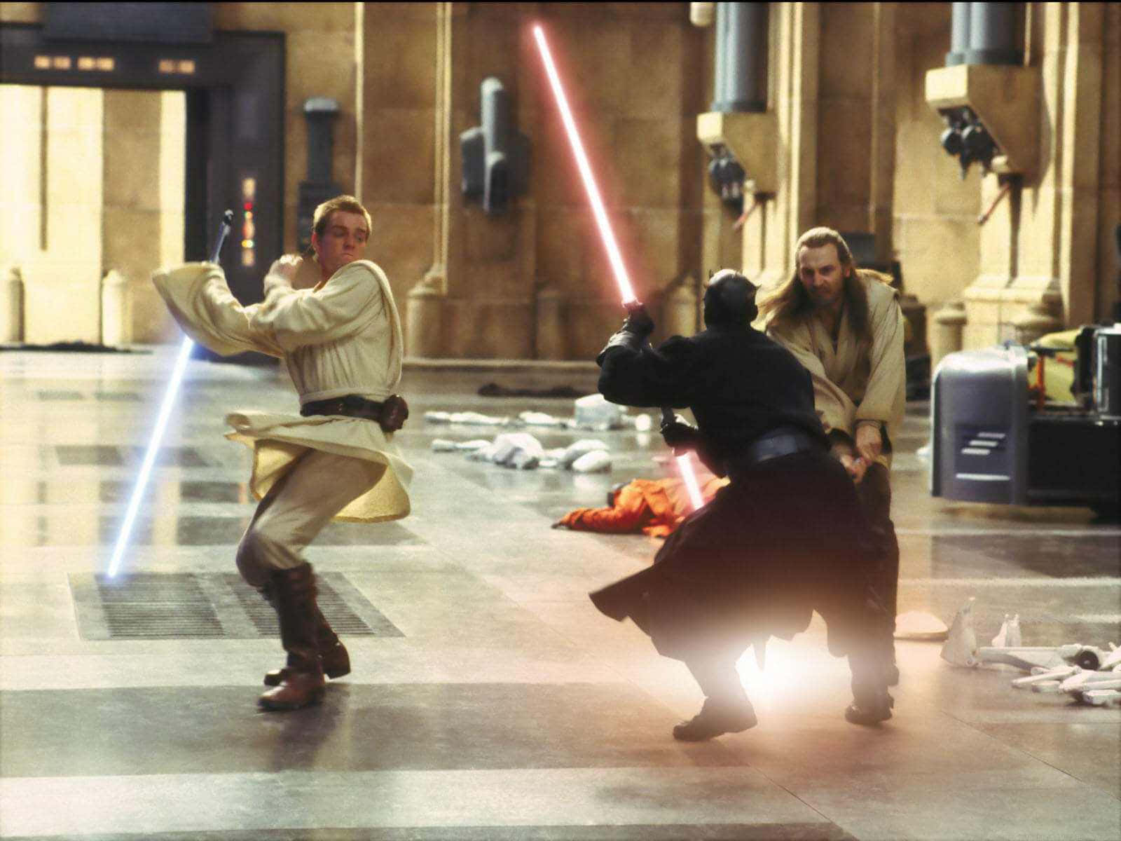 Qui-gon Jinn In An Intense Lightsaber Battle Wallpaper