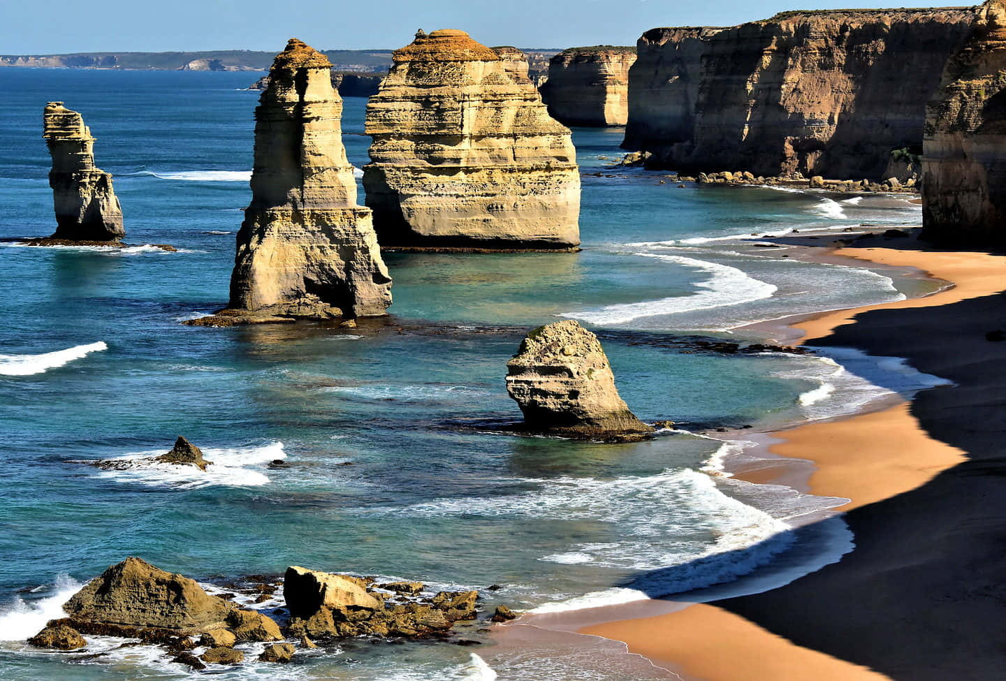 Radiant Twelve Apostles In Victoria Australia Wallpaper