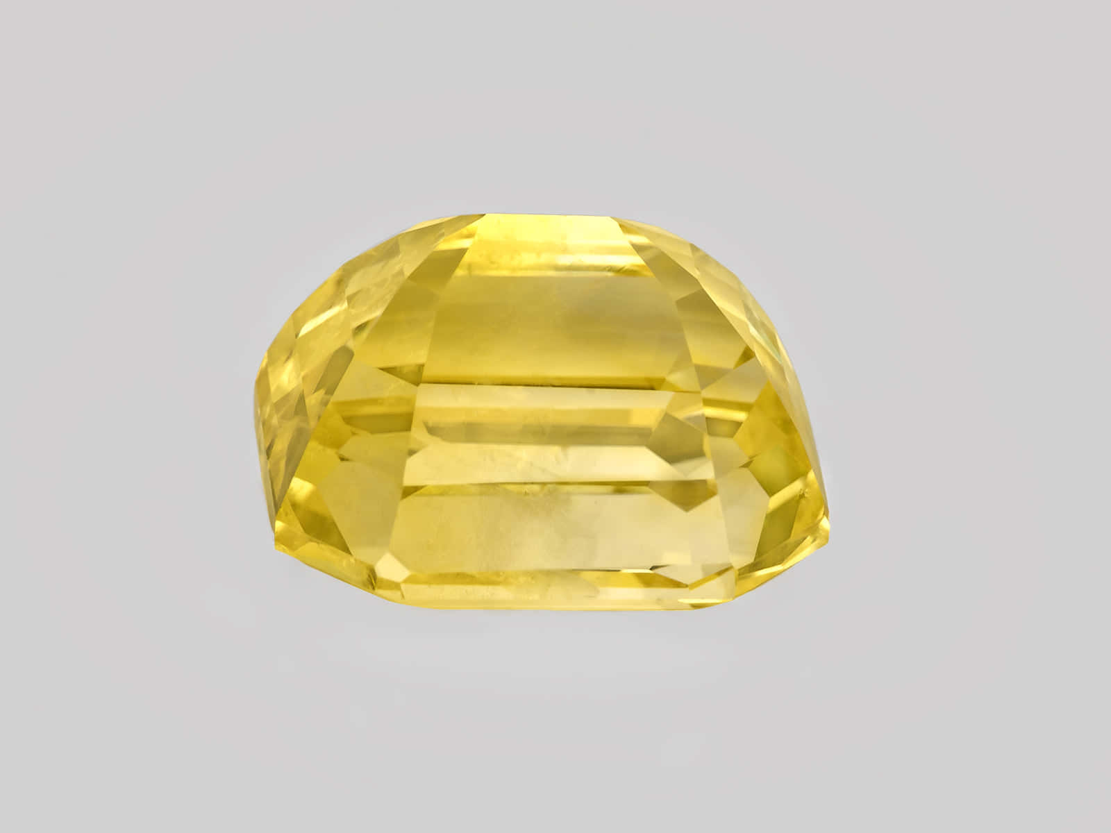 Radiant Yellow Sapphire Gemstone Wallpaper